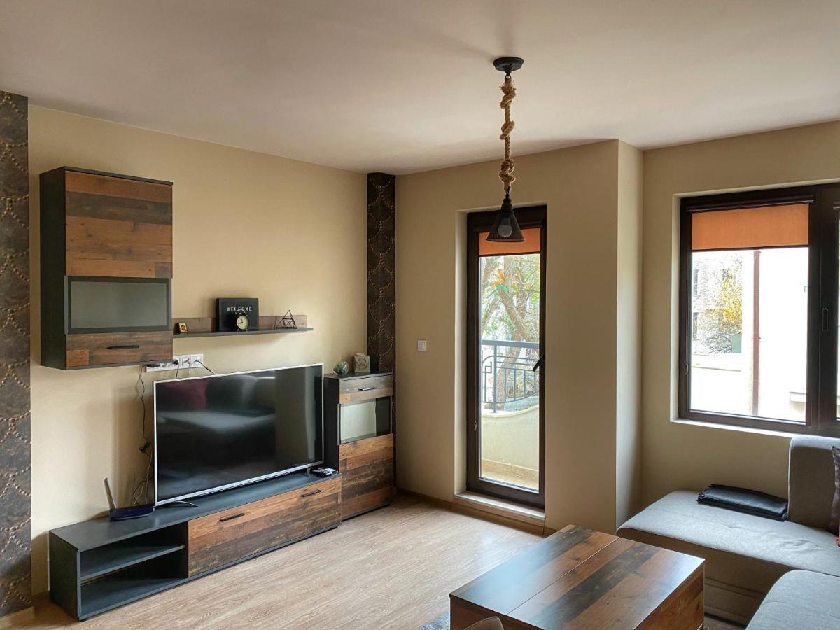 Stylish Urban Apart New 2021 Close To The Beach ヴァルナ エクステリア 写真